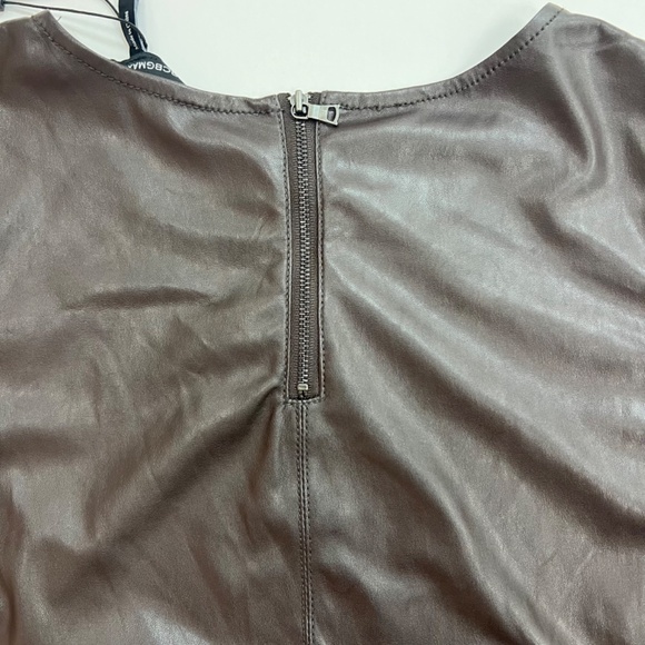 BCBGMAXAZRIA Women's Faux Leather Tank with Relaxed Fit NWT - Picture 4 of 7